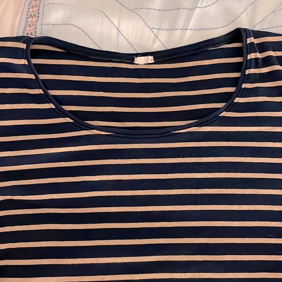 *FREE WITH PURCHASE* Vintage striped long sleeve tee - Picture 3 of 15